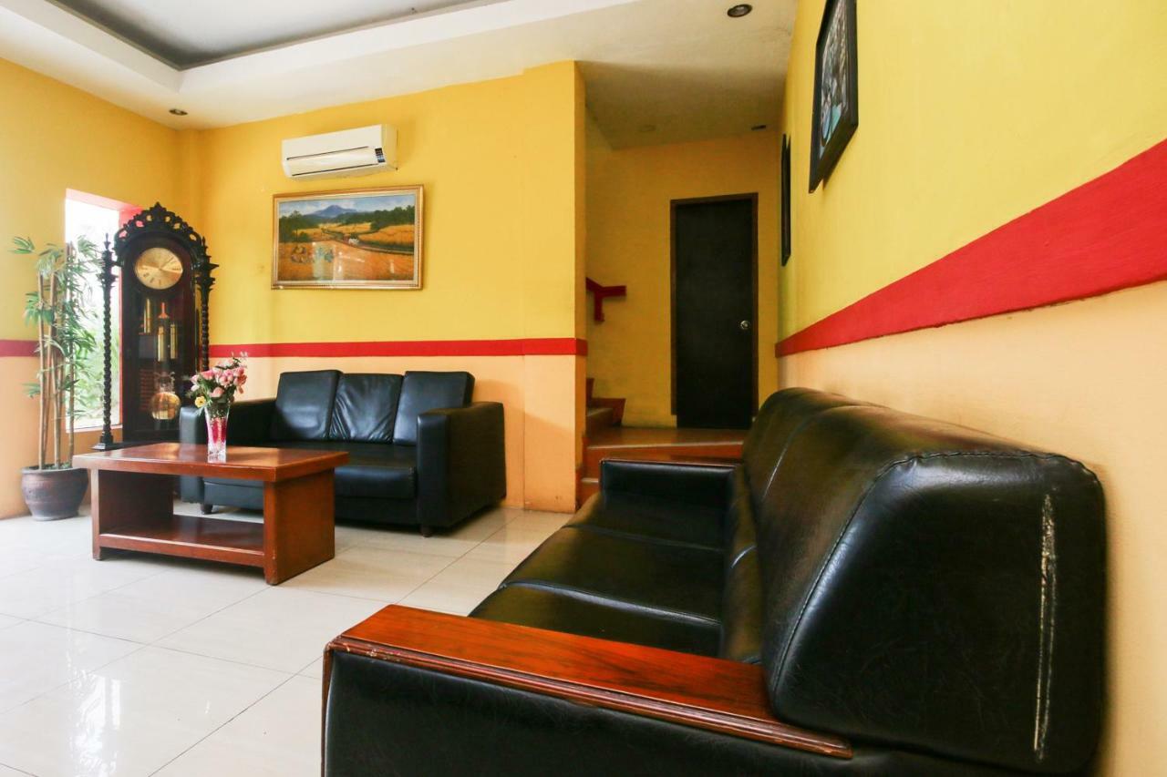 Wisma tamu Airy Sungai Saddang Baru 18h 2*
