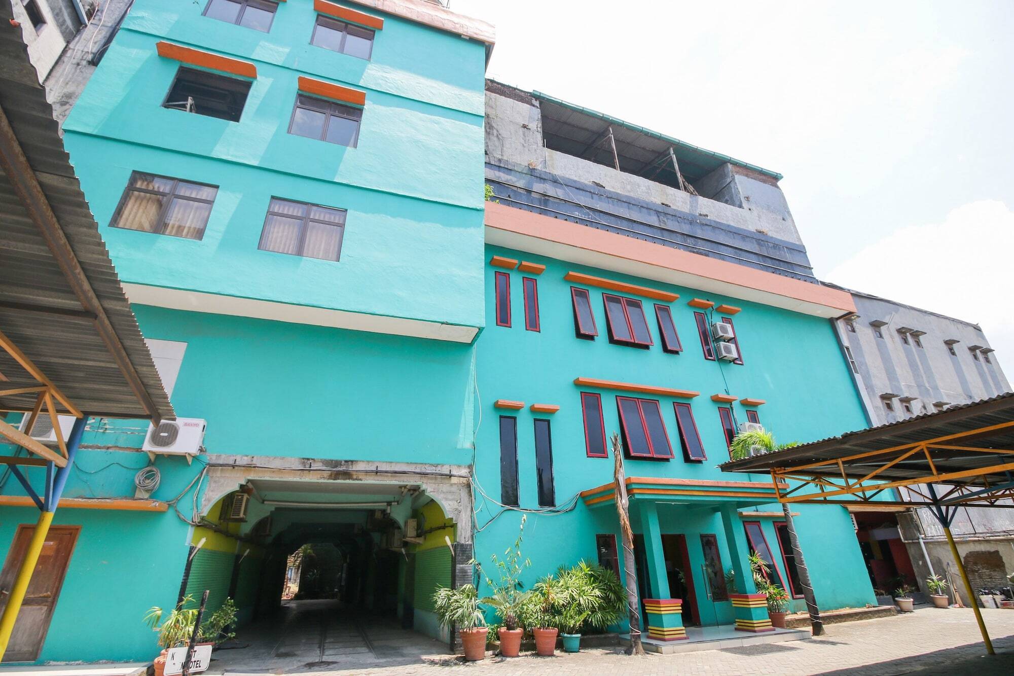 Airy Sungai Saddang Baru 18h
